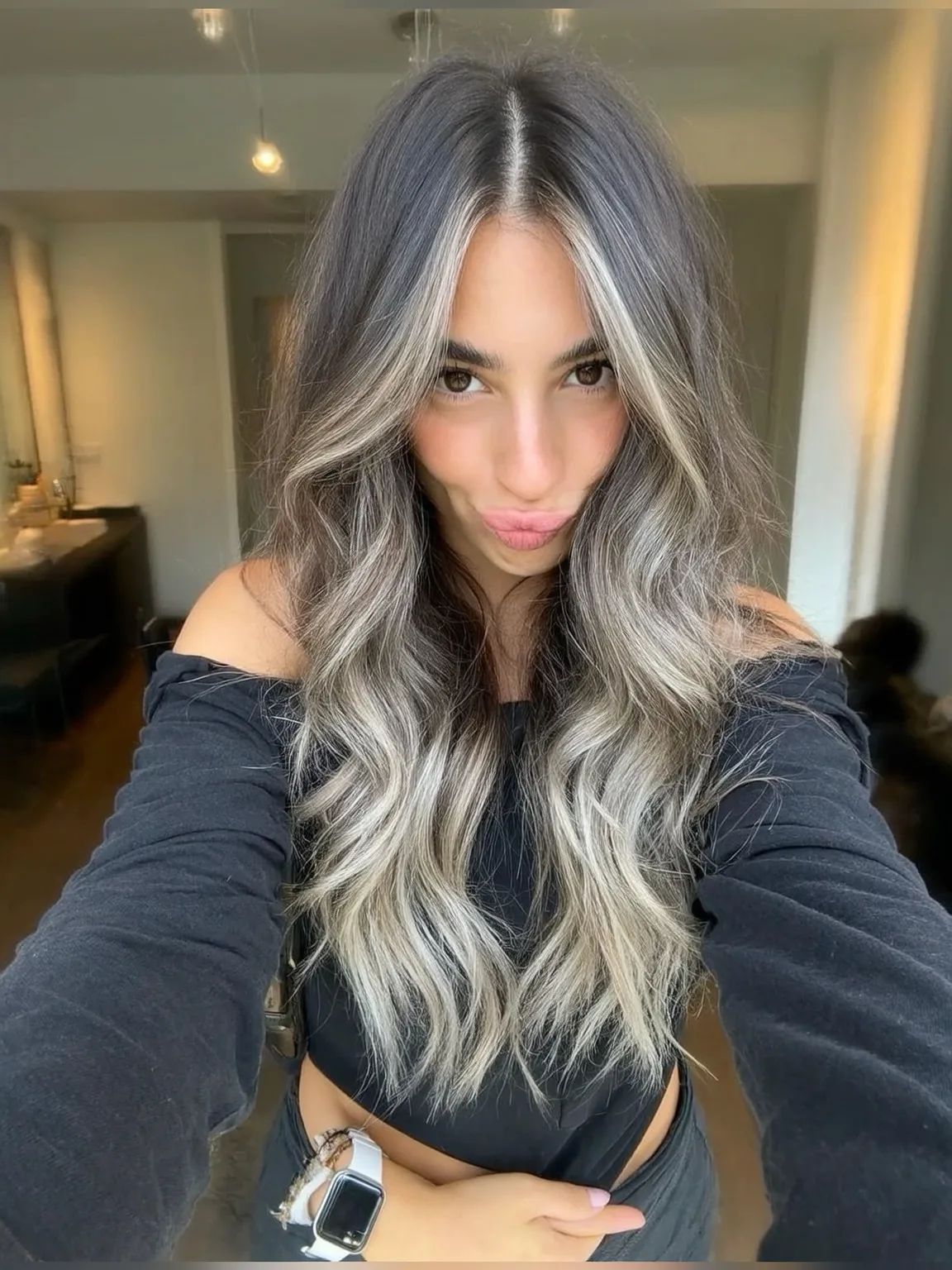 Voluminous Heart-Flattering Ash Blonde Balayage Layers